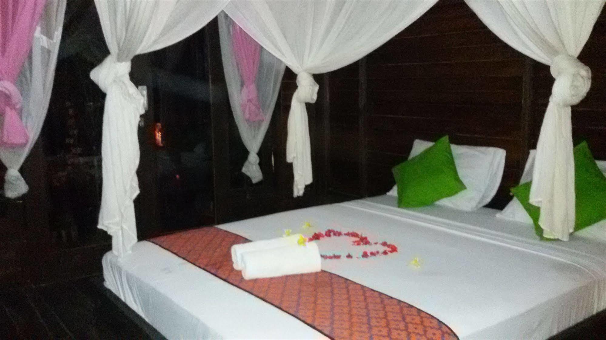 Mosaix Gili Bungalows Gili Trawangan Eksteriør billede